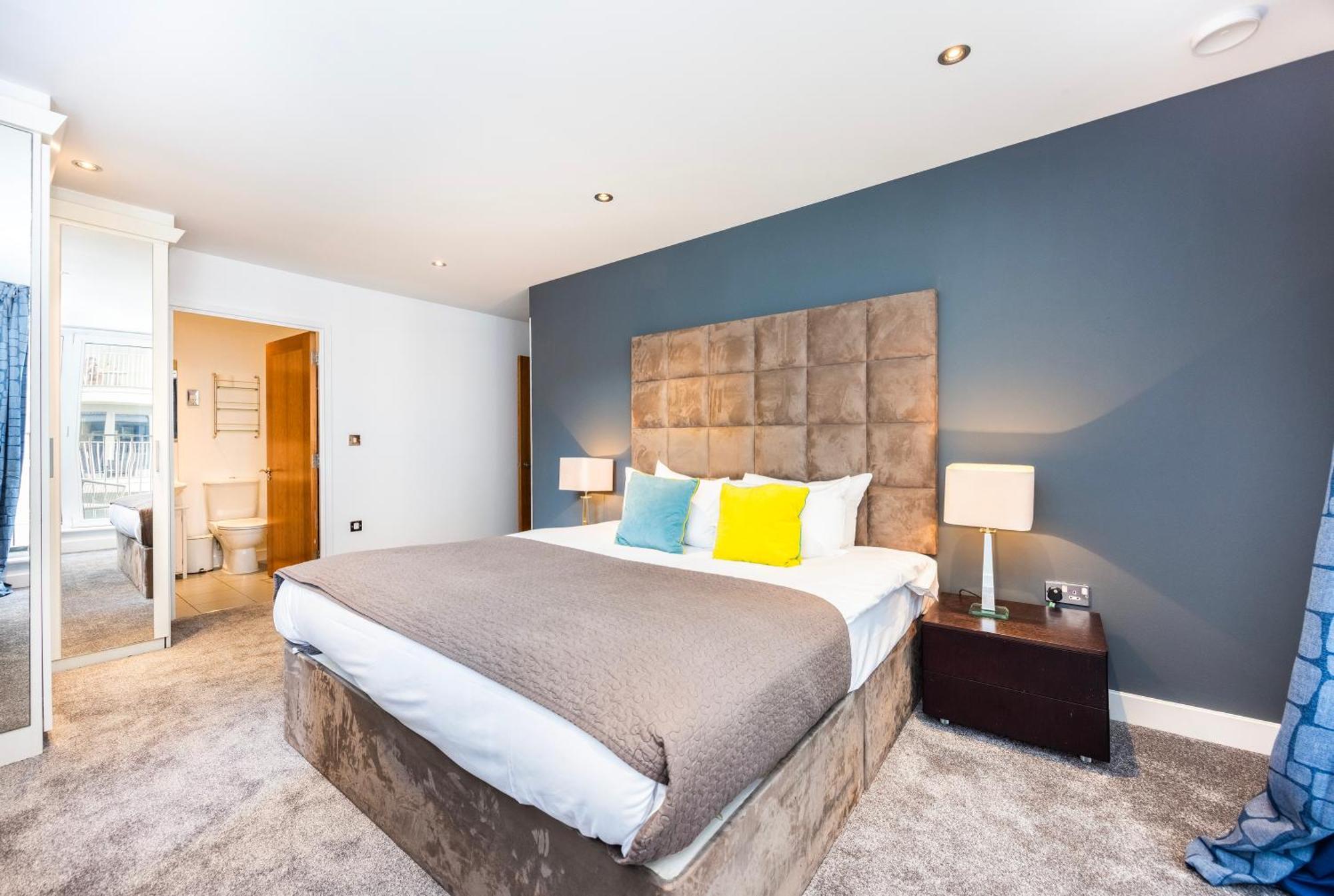 Austin David Executive Excel Apartment