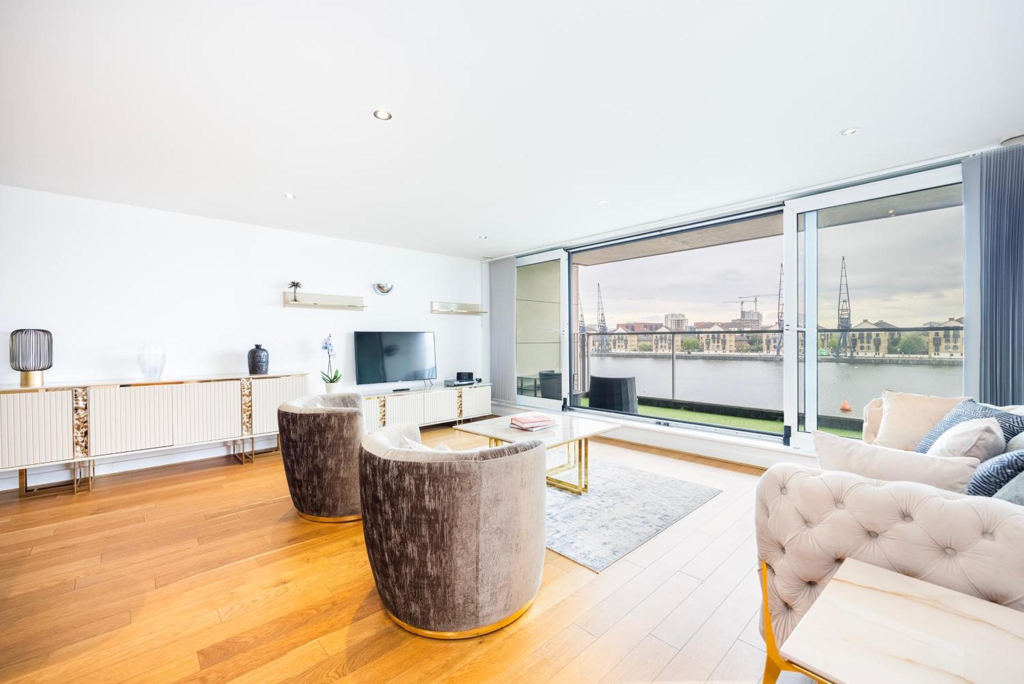 Austin David Executive Excel Apartment *