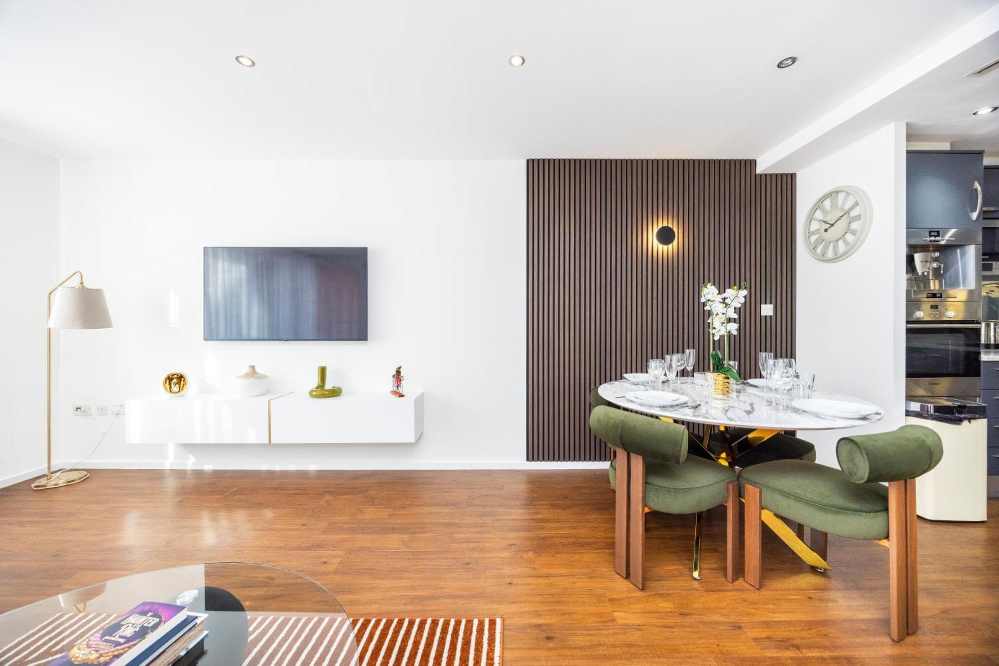Austin David Executive Excel Apartment London